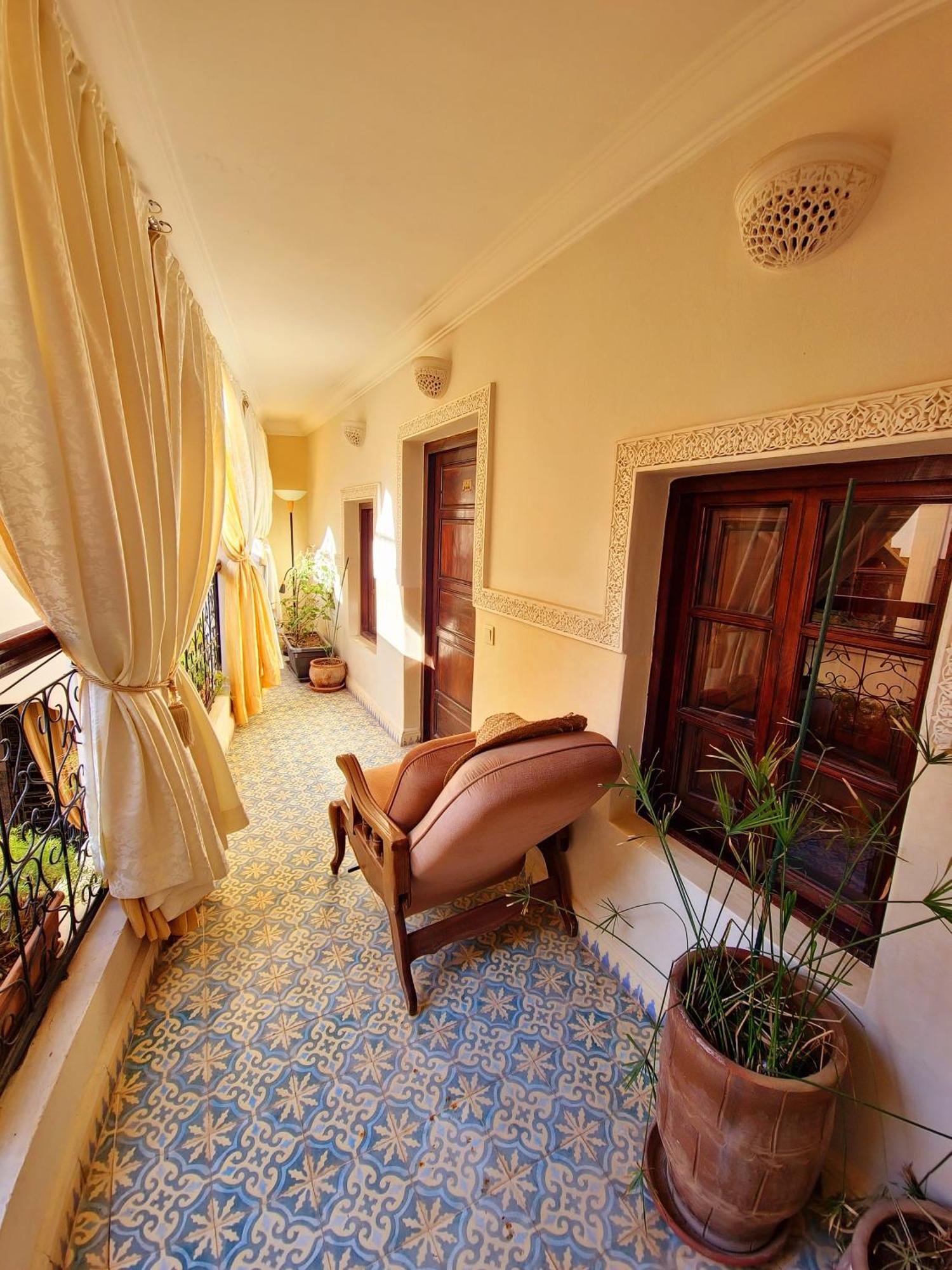 Abelia Riad - 2024 Traveler'S Choice Award 马拉喀什 客房 照片