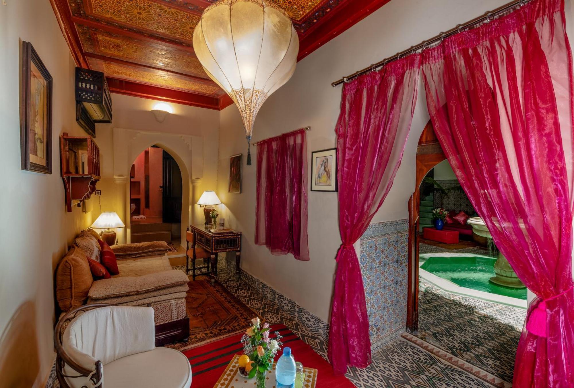 Abelia Riad - 2024 Traveler'S Choice Award 马拉喀什 客房 照片