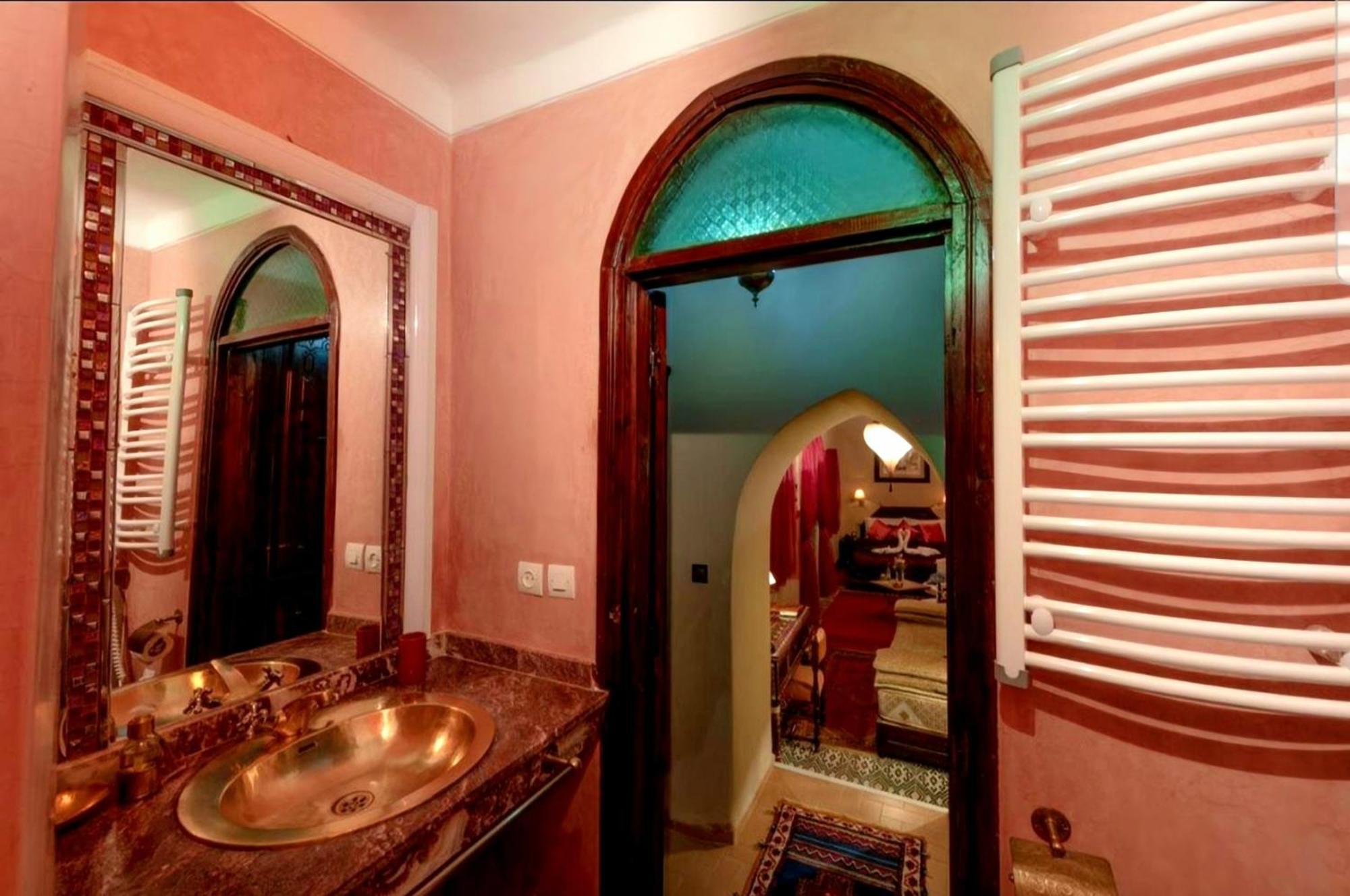 Abelia Riad - 2024 Traveler'S Choice Award 马拉喀什 客房 照片