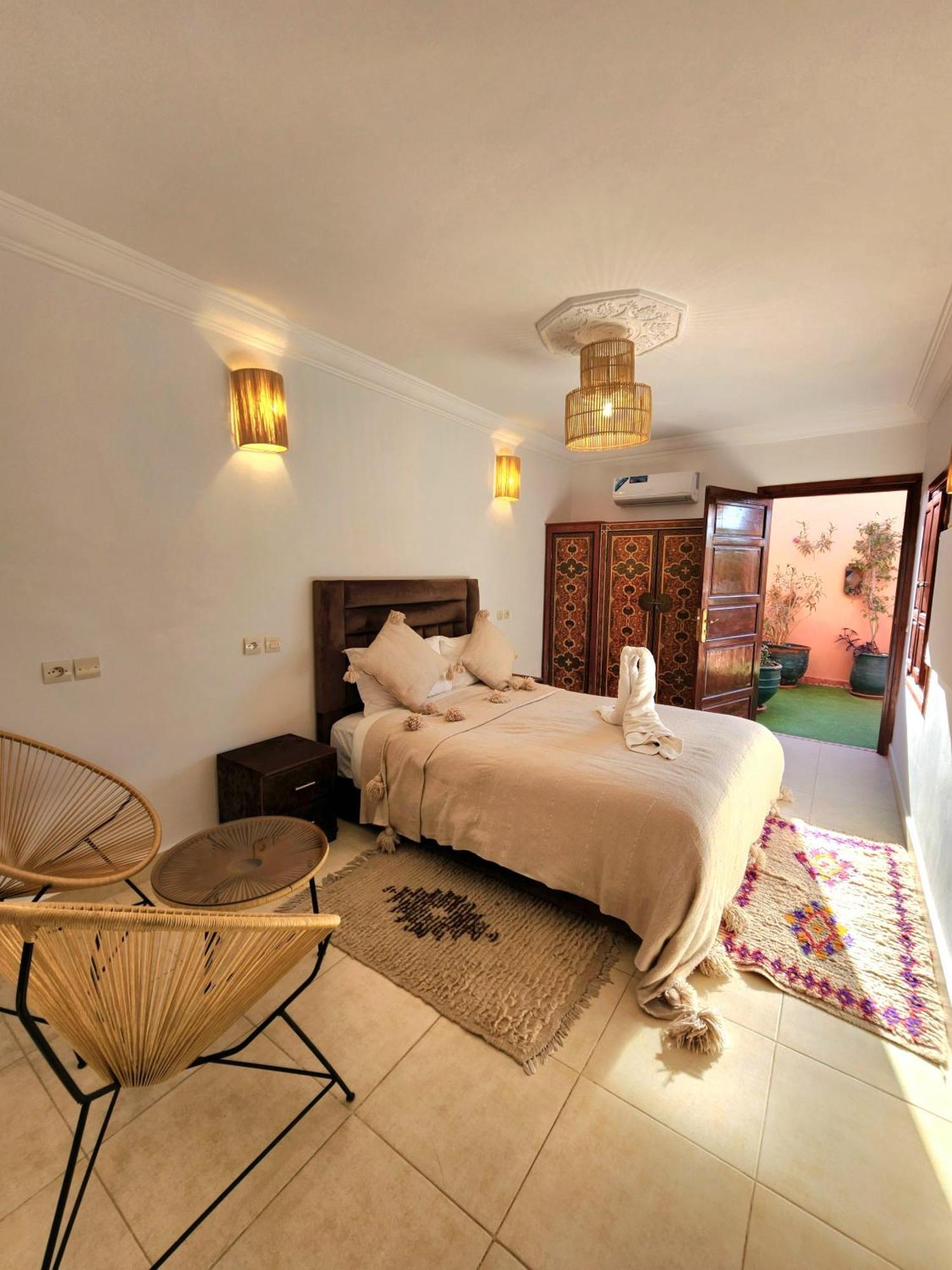 Abelia Riad - 2024 Traveler'S Choice Award 马拉喀什 客房 照片